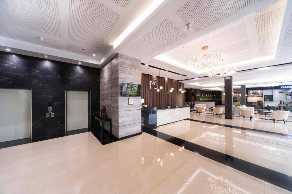 Mallberry Suites Business Hotel Cagayán de Oro Exterior foto