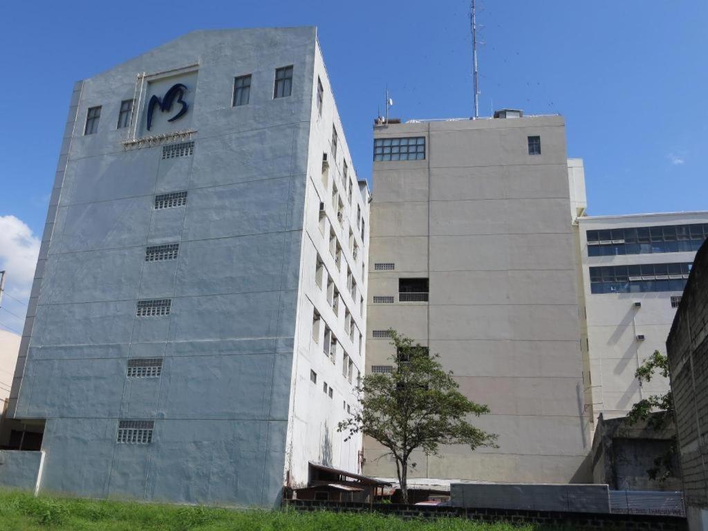 Mallberry Suites Business Hotel Cagayán de Oro Exterior foto
